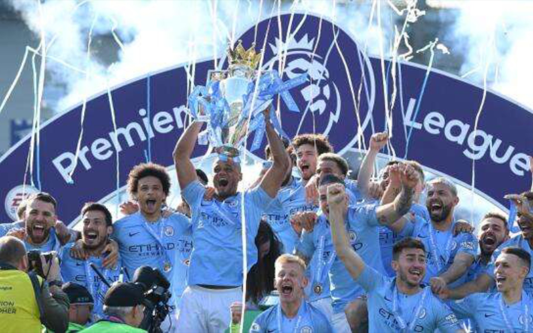 连续2届无 连续2届无